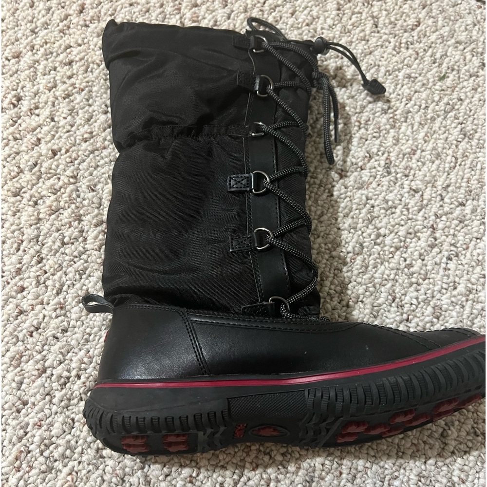 Women Pajar cold water boots size 8,5